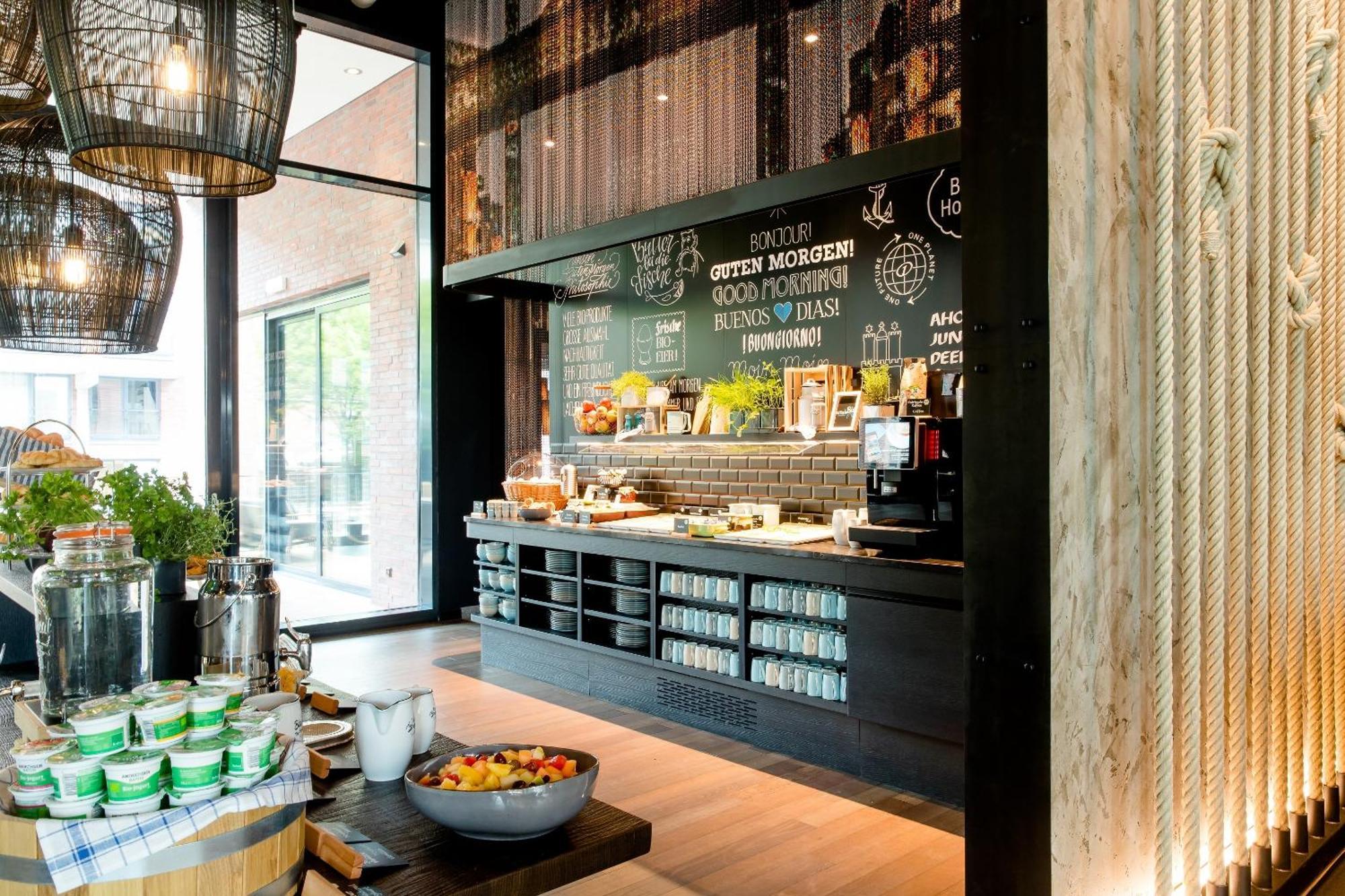 Motel One Hamburg-Fleetinsel Exterior photo